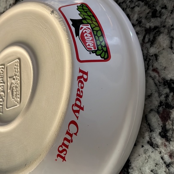 Vintage Keebler Elves pie dish with lid - Picture 5 of 7